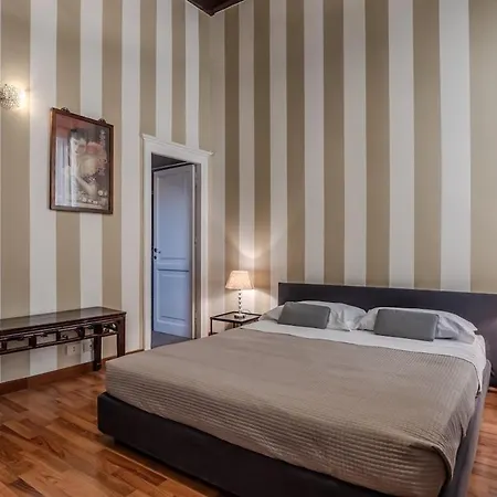 Trevi Vicolo Scanderbeg Dom wakacyjny Rzym